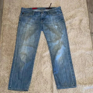 Women’s AG Capri’s